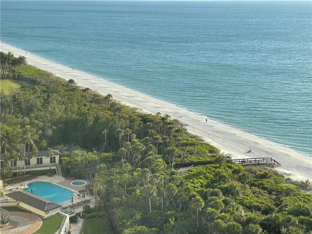 CARLYSLE AT BAY COLONY - Residential