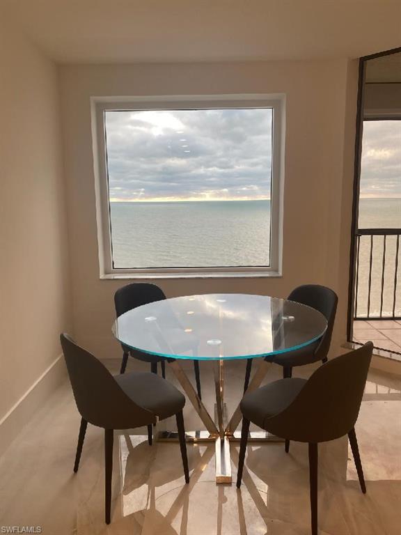 CARLYSLE AT BAY COLONY - Residential