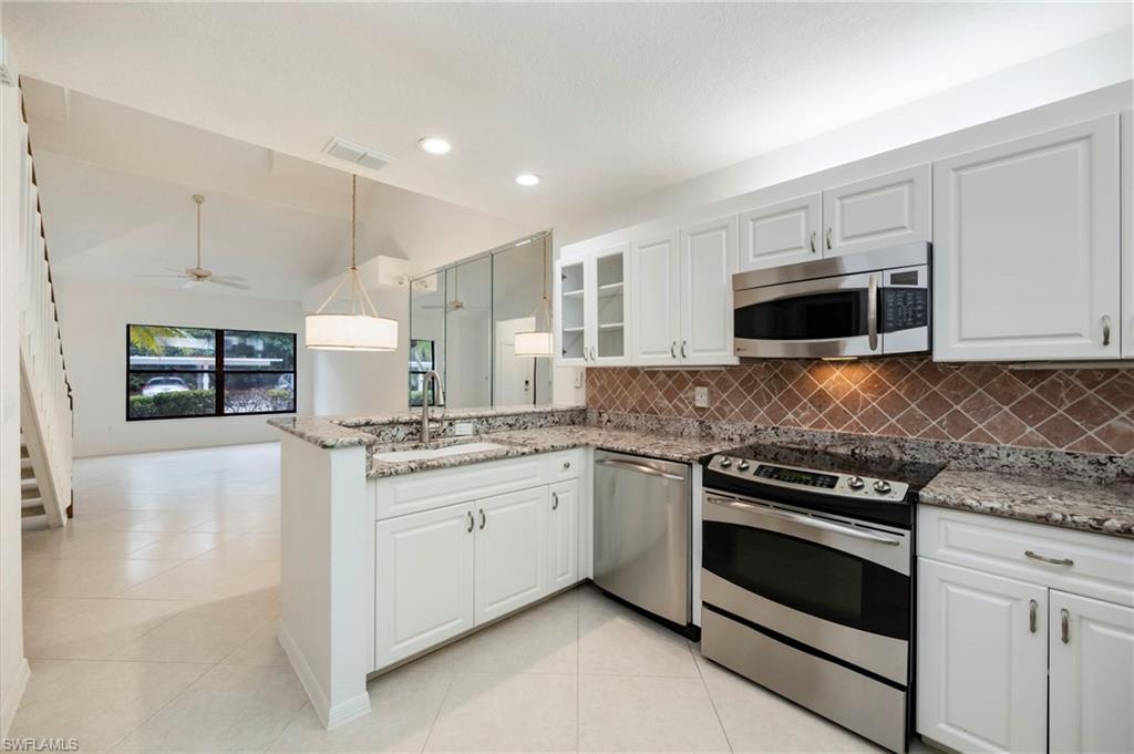 EMERALD WOODS - Residential