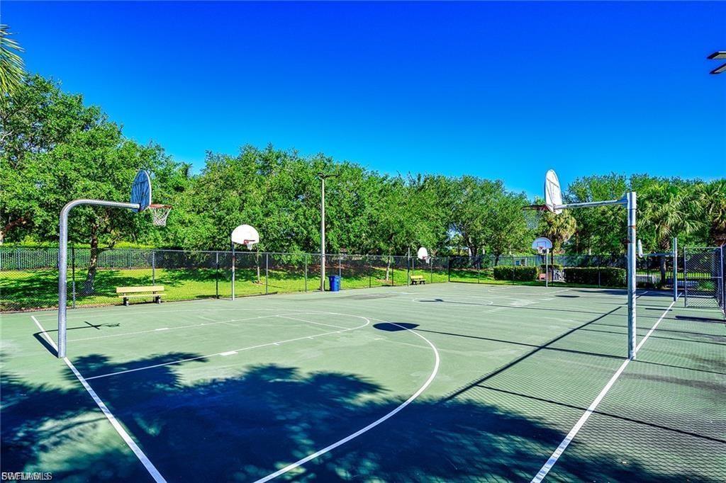 STONEYBROOK - Residential