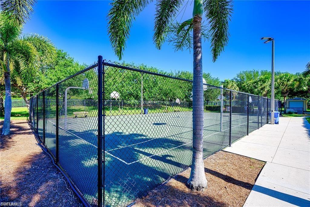 STONEYBROOK - Residential