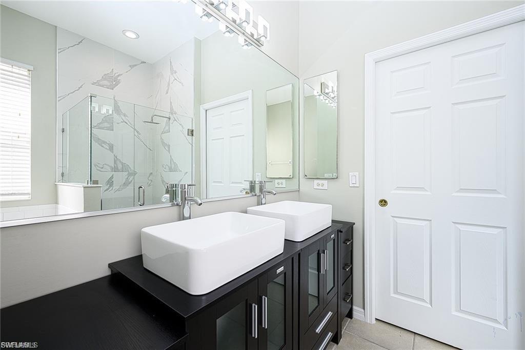 STONEYBROOK - Residential