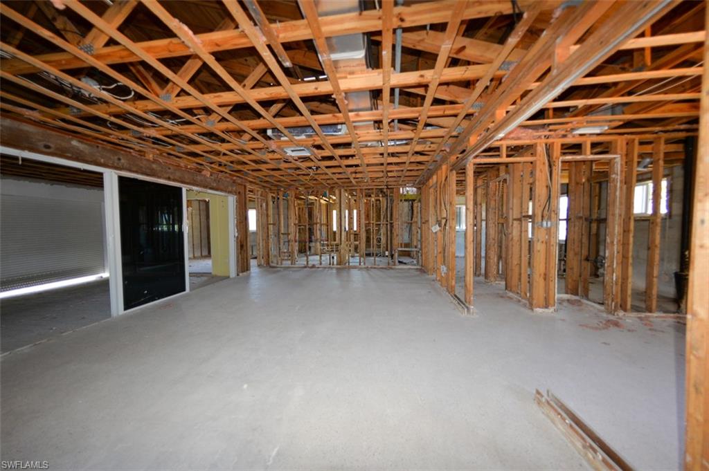 FAIRVIEW ISLES - Residential