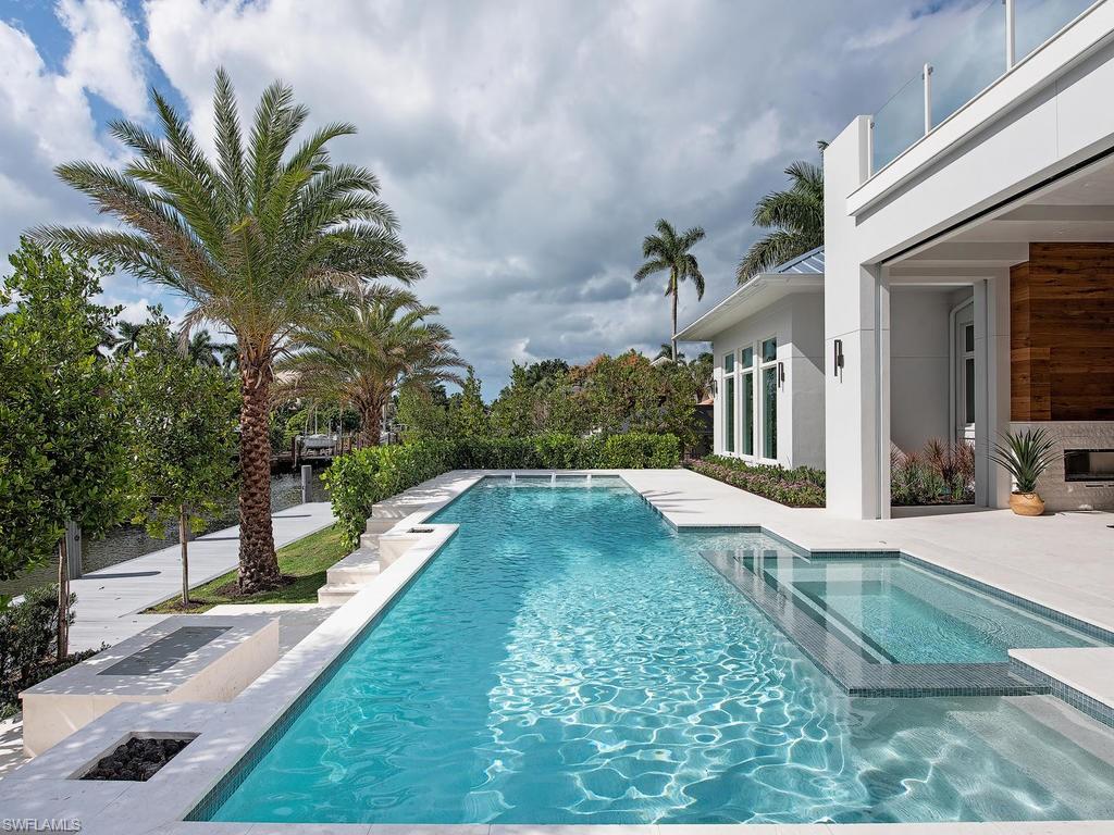 AQUALANE SHORES - Residential