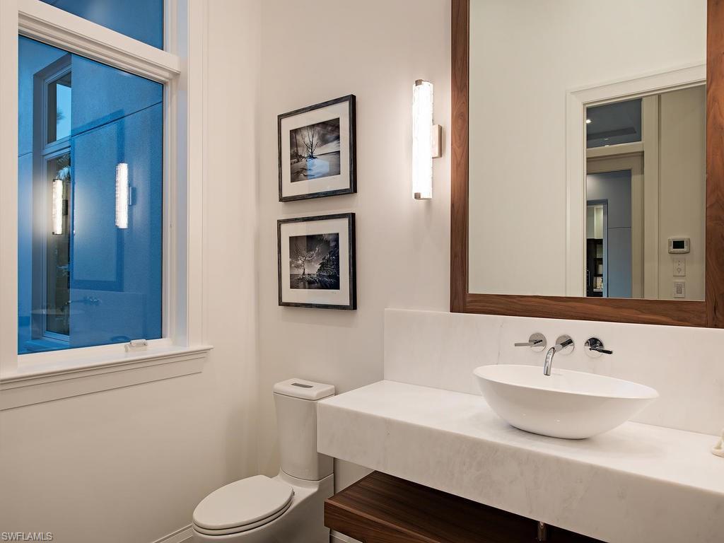 AQUALANE SHORES - Residential