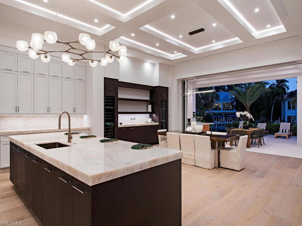 AQUALANE SHORES - Residential