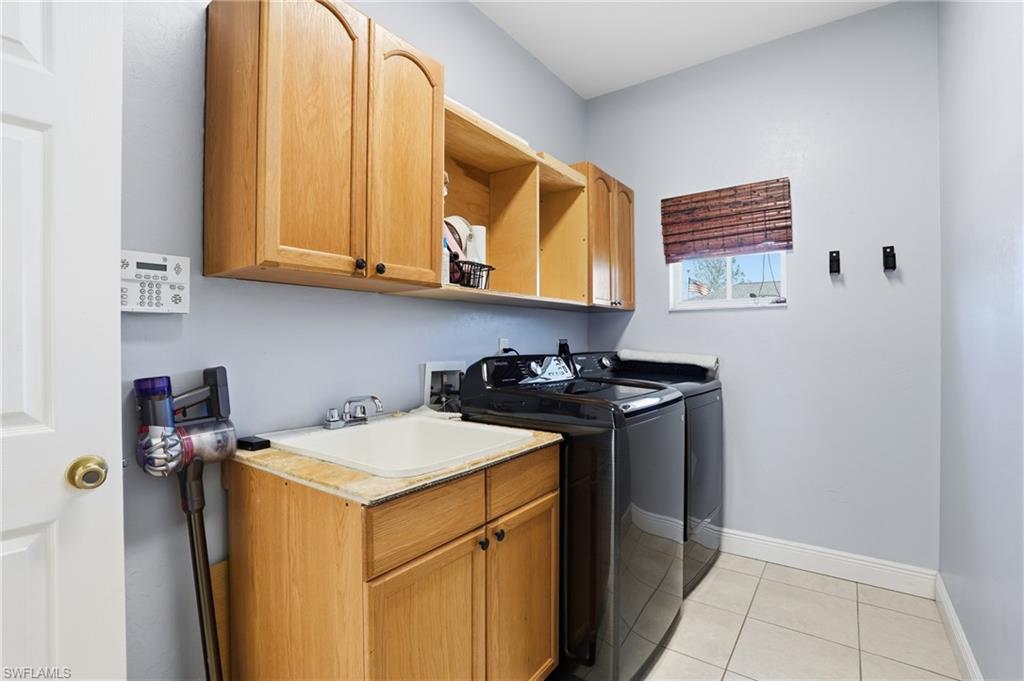 HAWK'S PRESERVE - Residential