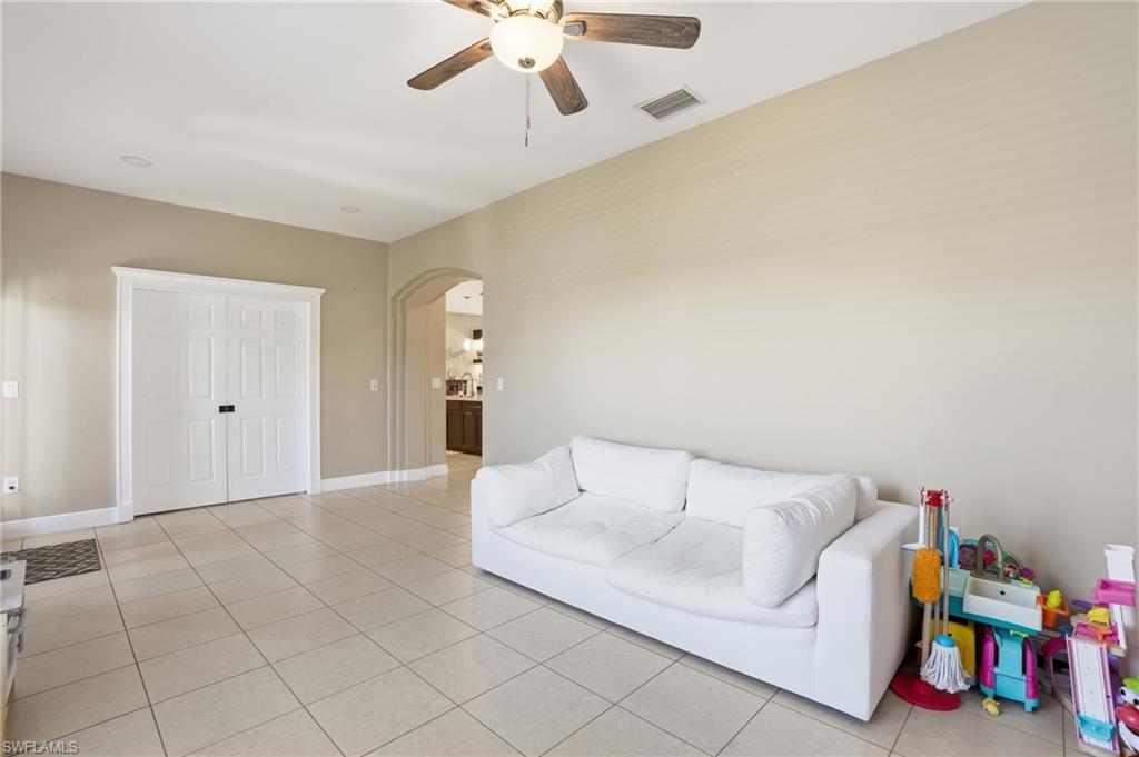 HAWK'S PRESERVE - Residential