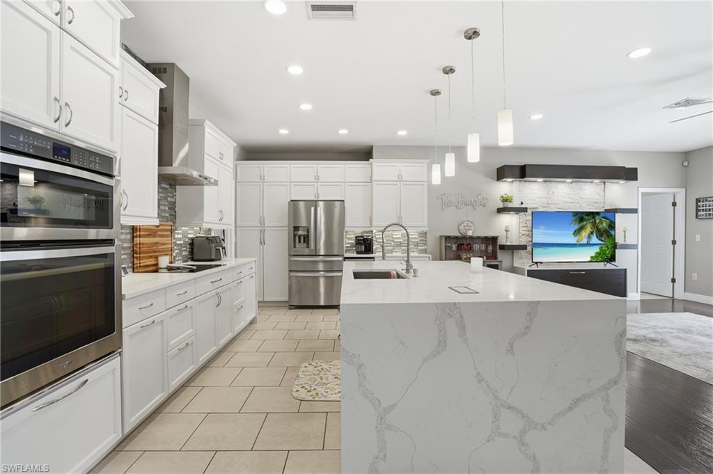 HAWK'S PRESERVE - Residential