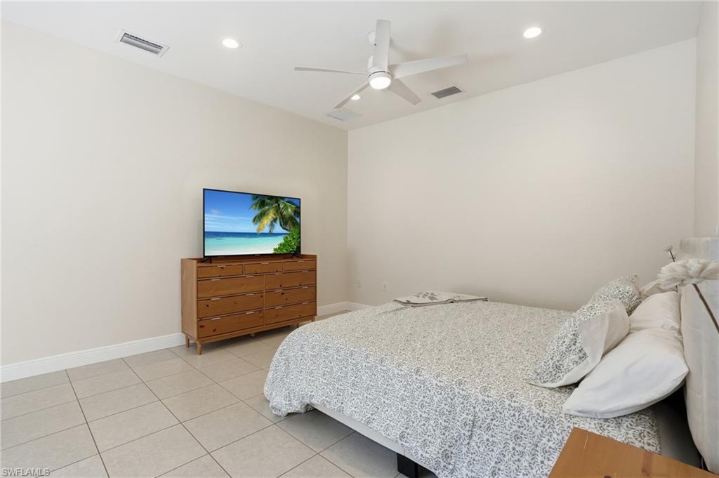 HAWK'S PRESERVE - Residential