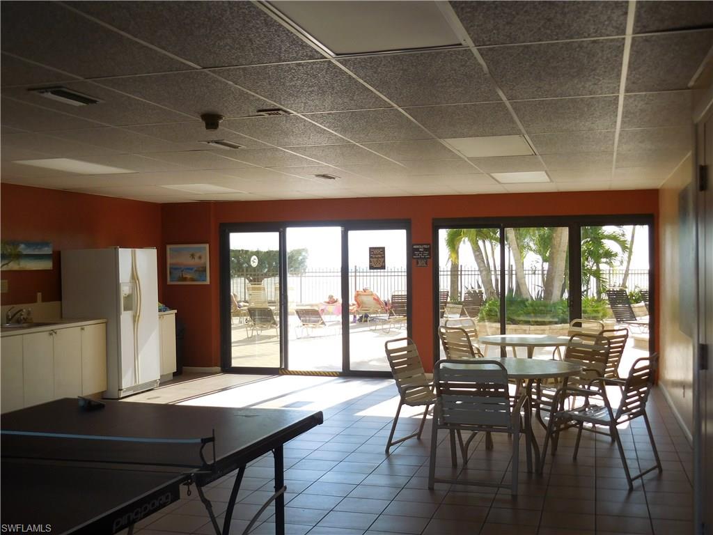 CARLOS POINTE - Residential