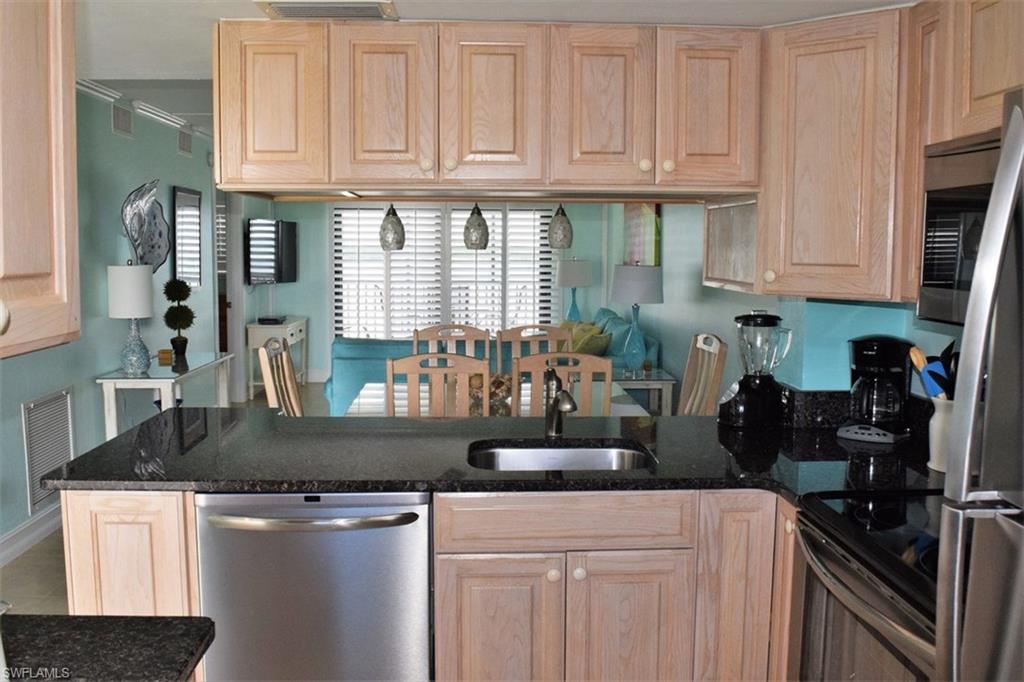 CARLOS POINTE - Residential