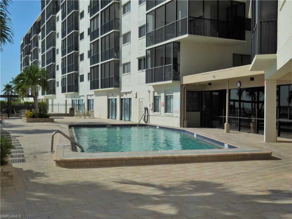 CARLOS POINTE - Residential