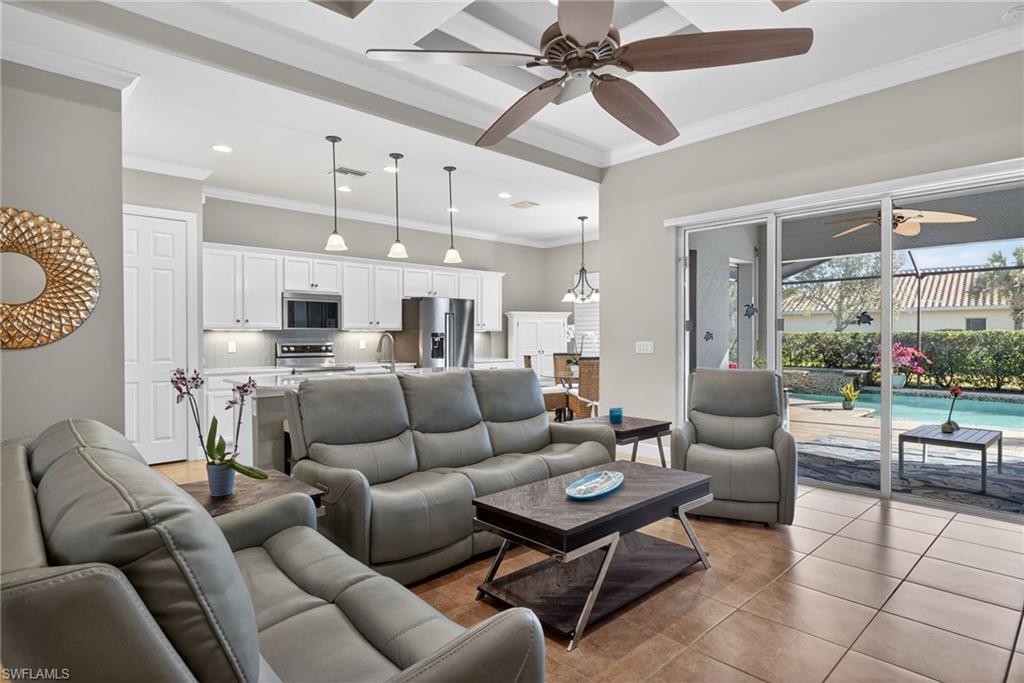 12145 Chrasfield Chase