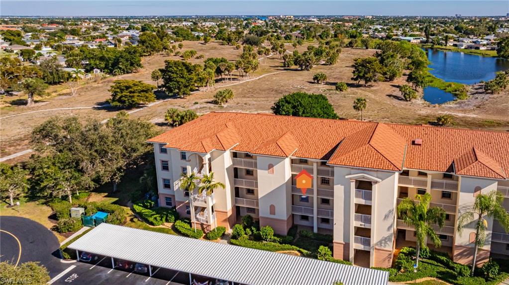 FAIRWAY VILLAS - Residential