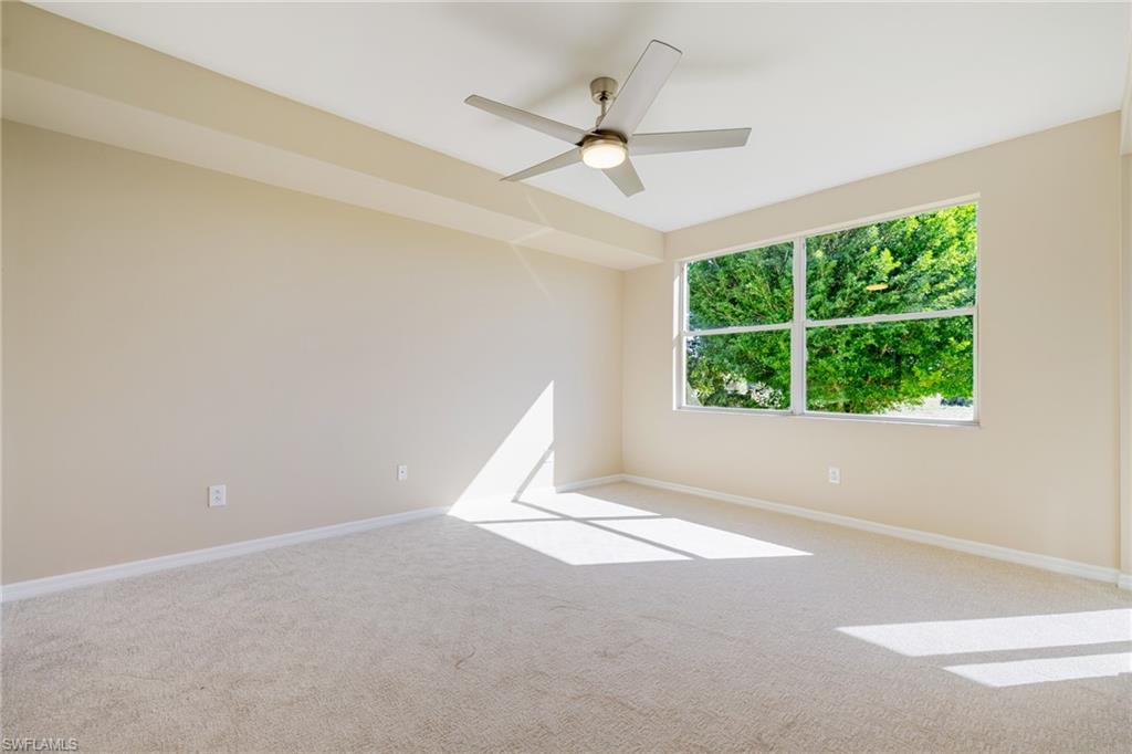 FAIRWAY VILLAS - Residential