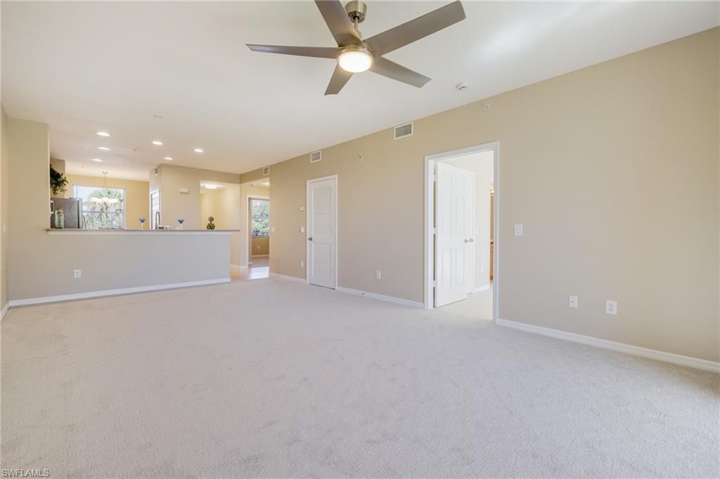 FAIRWAY VILLAS - Residential