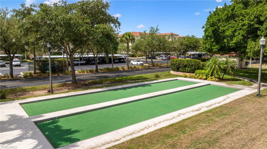 FAIRWAY VILLAS - Residential