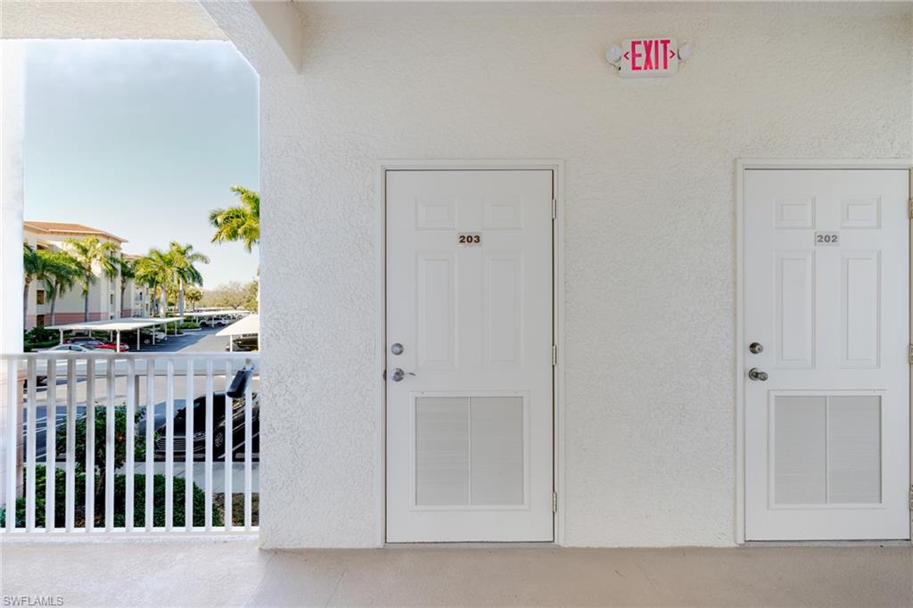 FAIRWAY VILLAS - Residential