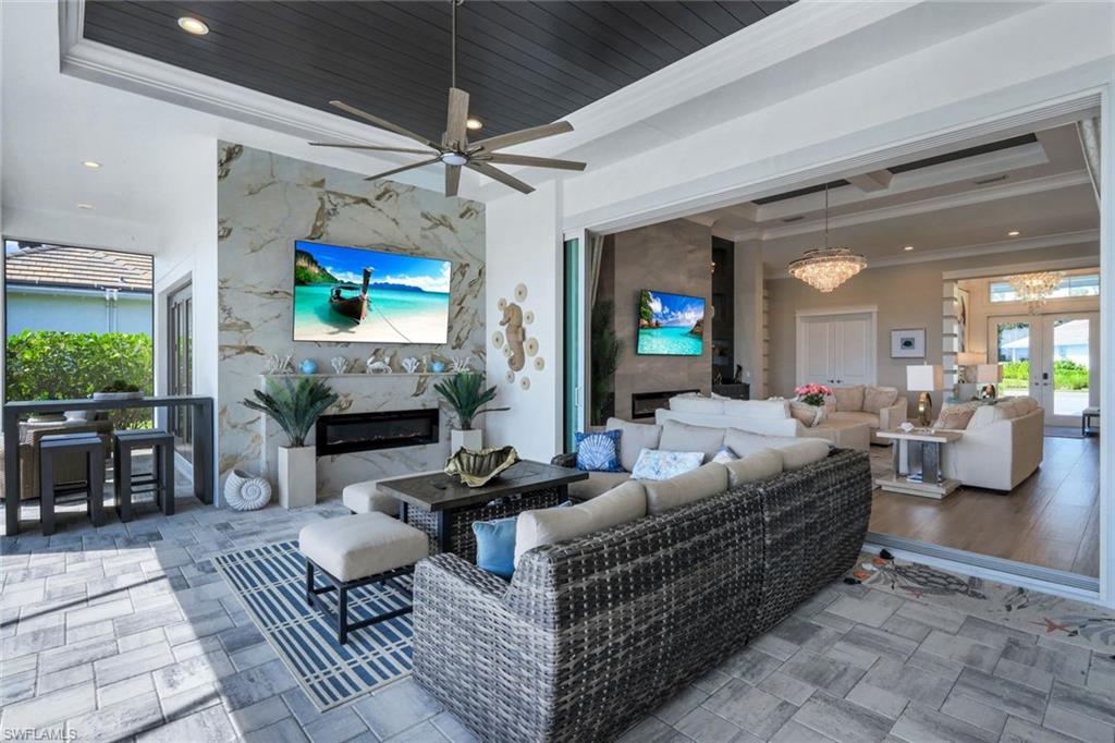 ISLES OF COLLIER PRESERVE - Residential