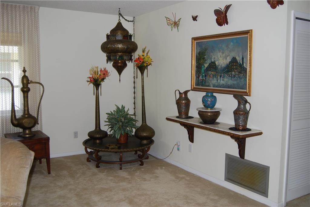 GOLFWOOD CONDO - Residential