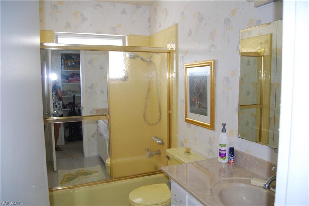 GOLFWOOD CONDO - Residential