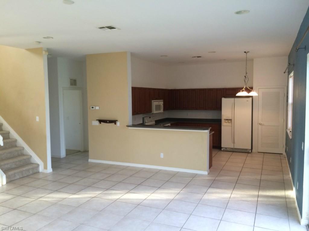 CORAL LAKES - Residential