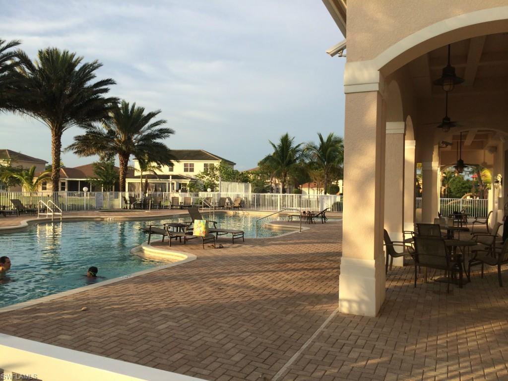 CORAL LAKES - Residential