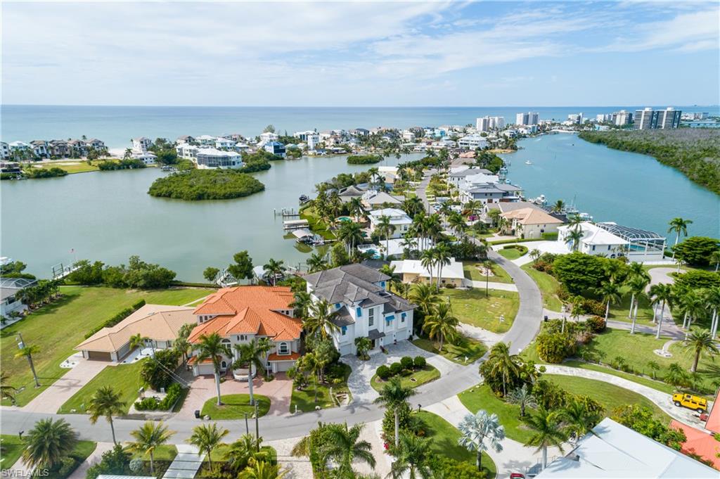 CAROLANDS - Residential