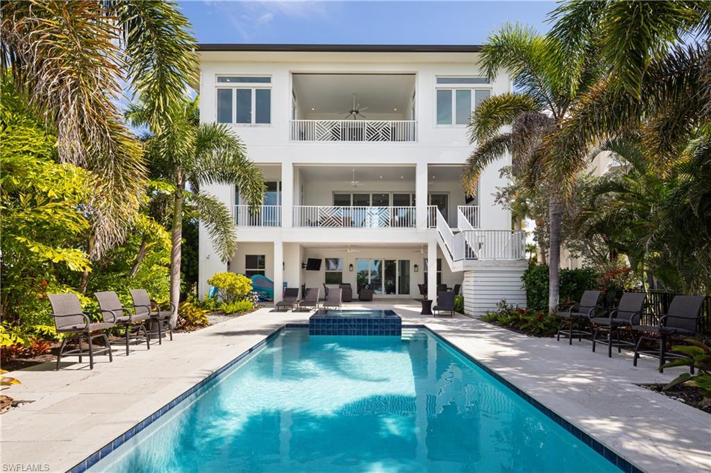 CAROLANDS - Residential