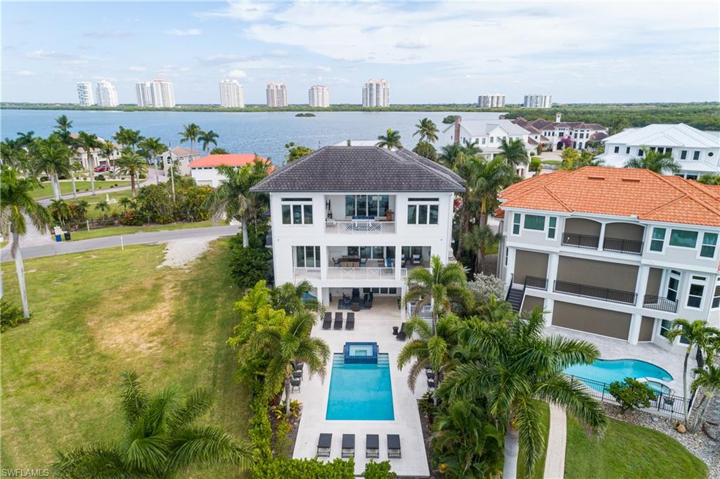 CAROLANDS - Residential