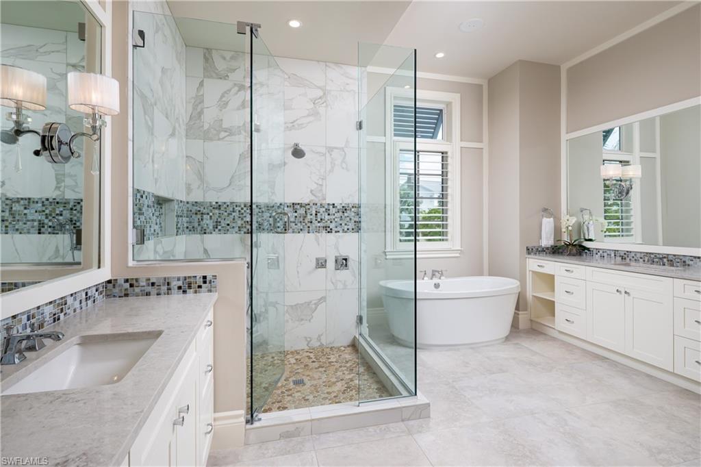 CAROLANDS - Residential