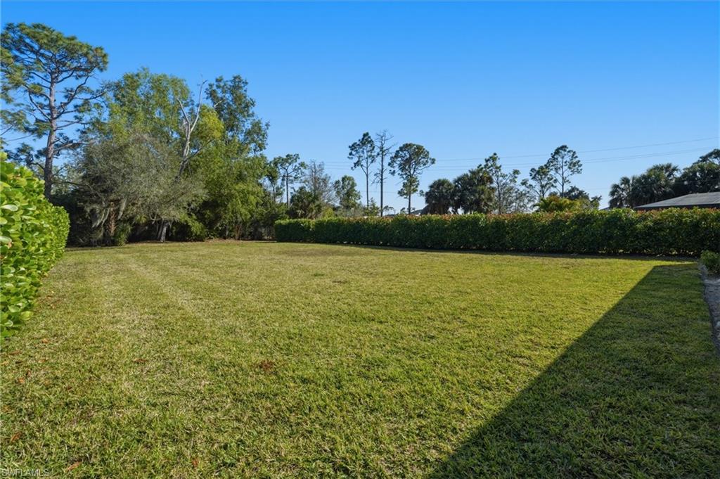 LAUREL OAKS - Residential