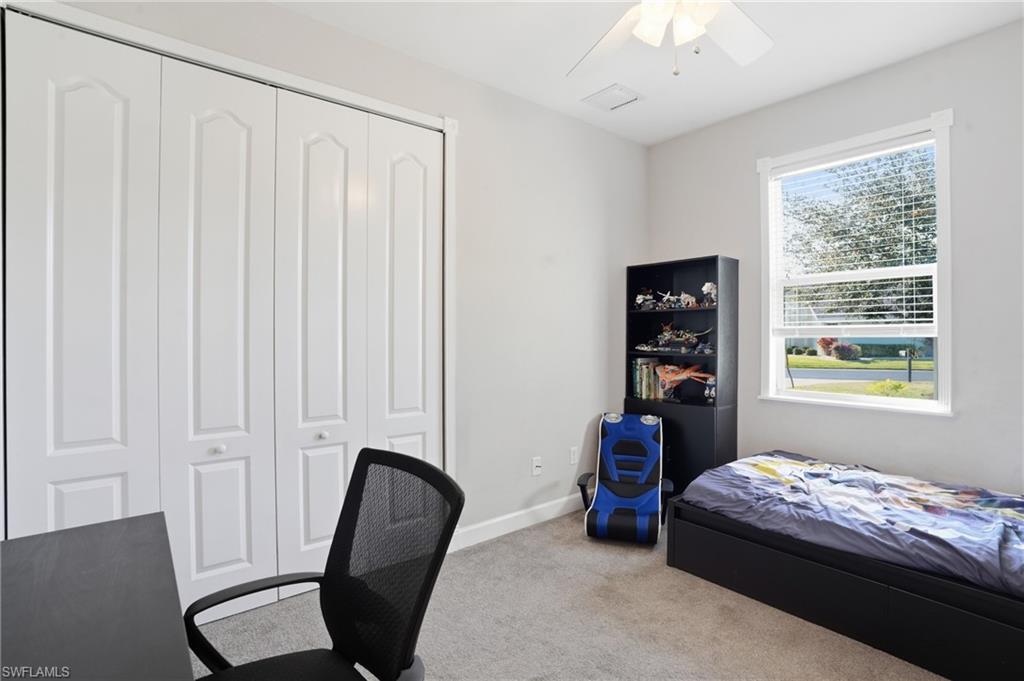 LAUREL OAKS - Residential