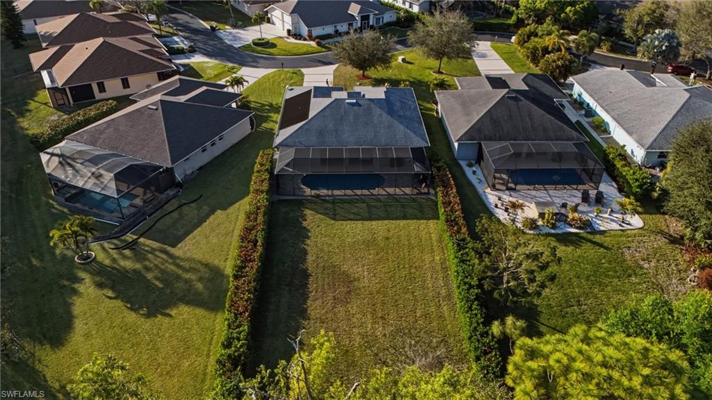 LAUREL OAKS - Residential