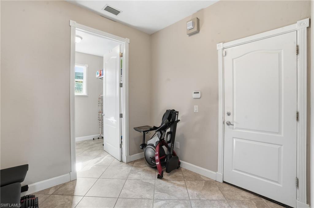 LAUREL OAKS - Residential