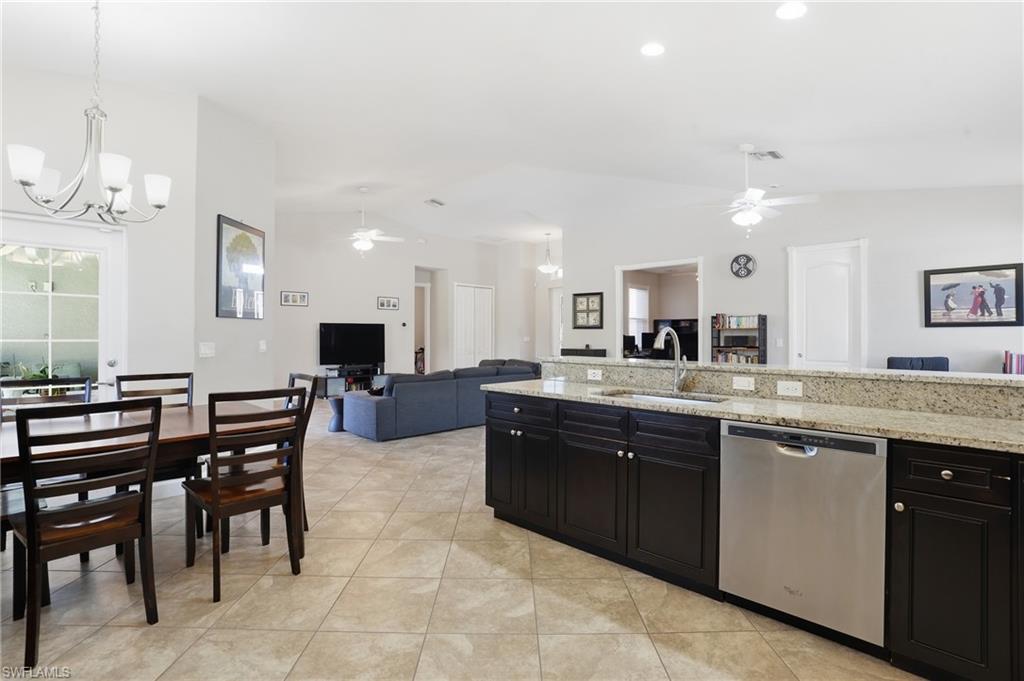 LAUREL OAKS - Residential