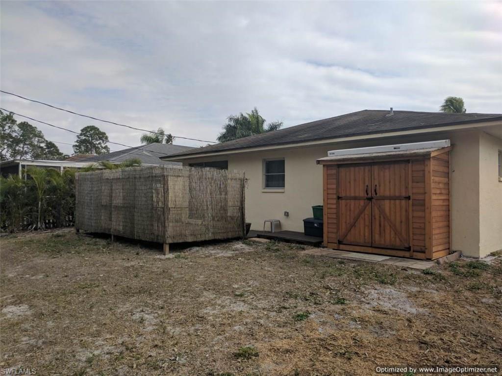NAPLES PARK - Residential