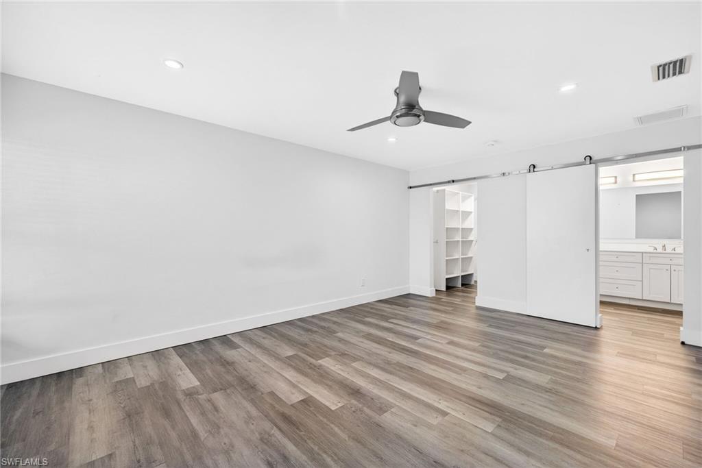 YACHT CLUB - Residential