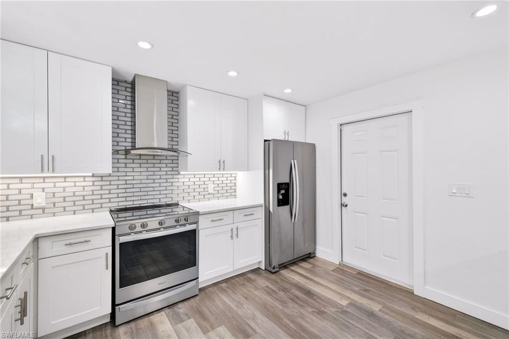 YACHT CLUB - Residential