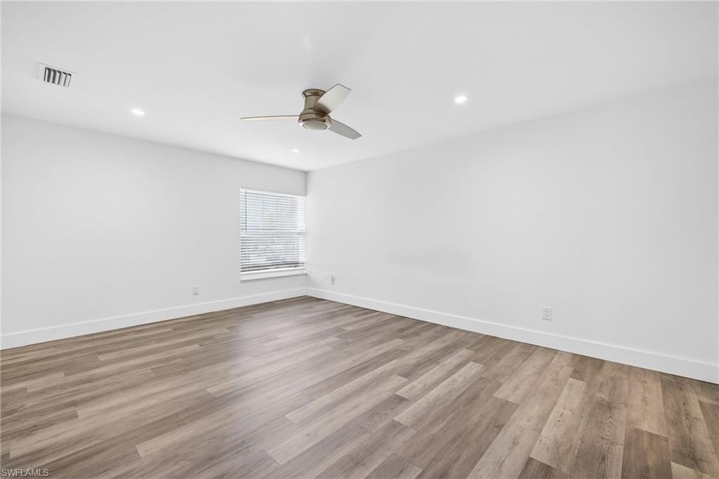 YACHT CLUB - Residential