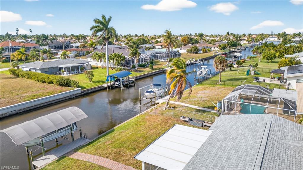 YACHT CLUB - Residential