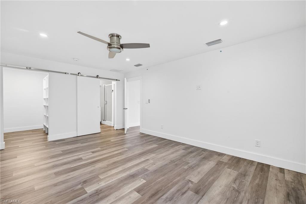 YACHT CLUB - Residential