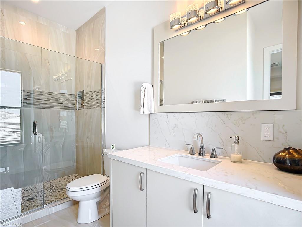 BAY HARBOUR ESTATES - Residential