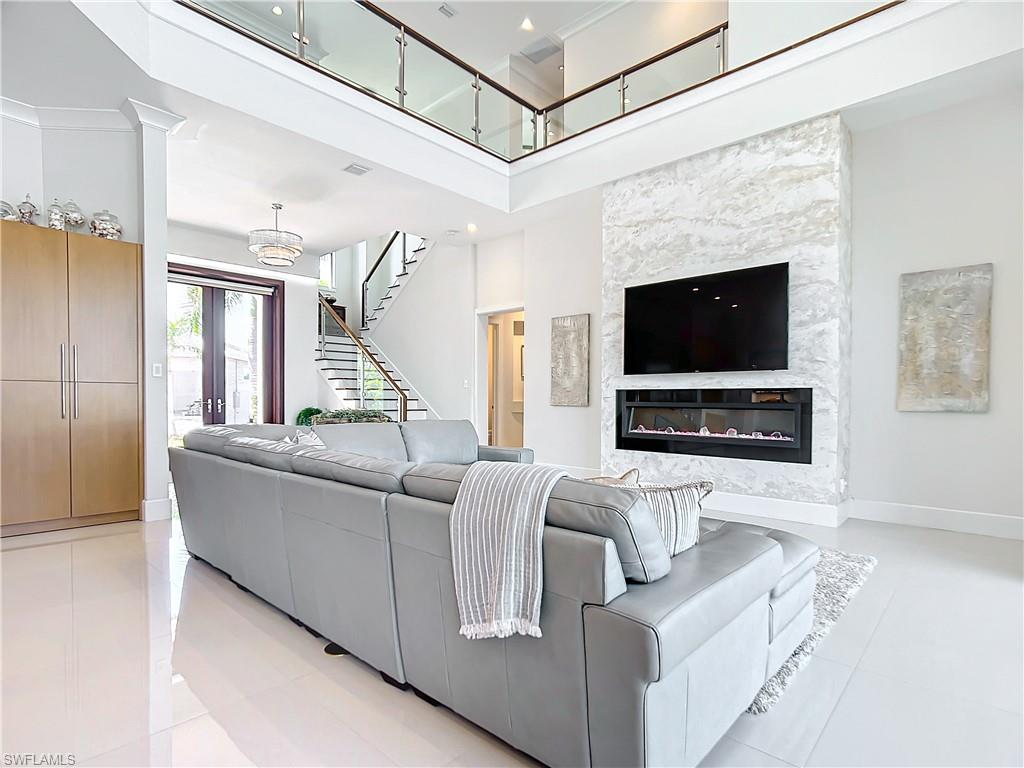 BAY HARBOUR ESTATES - Residential