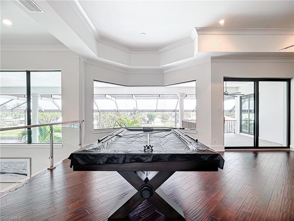 BAY HARBOUR ESTATES - Residential