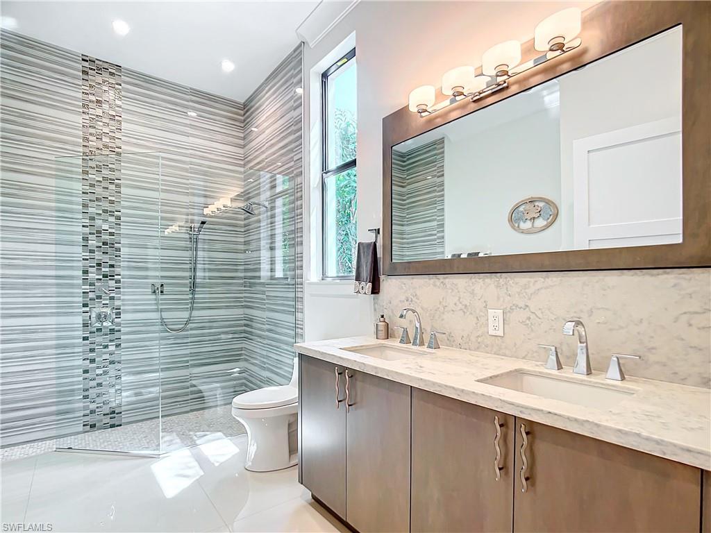 BAY HARBOUR ESTATES - Residential