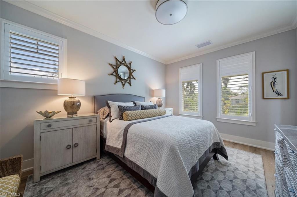 OLDE NAPLES - Residential