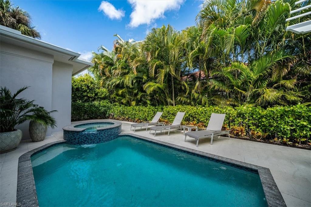 OLDE NAPLES - Residential