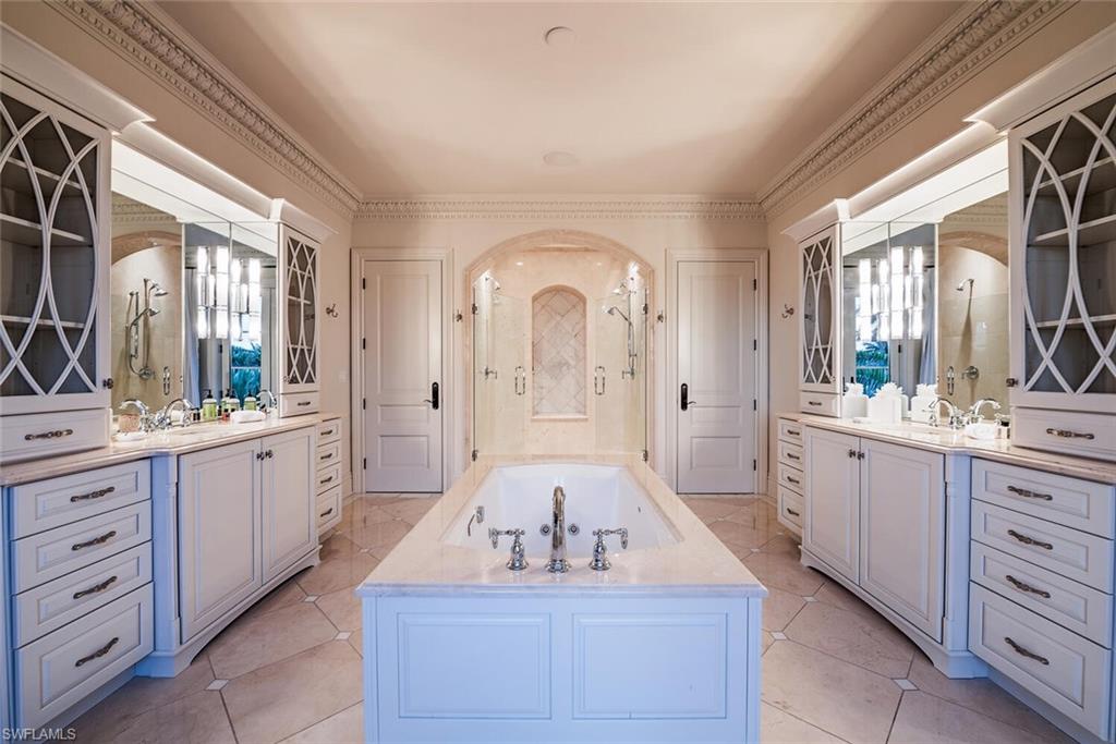 OLDE NAPLES - Residential